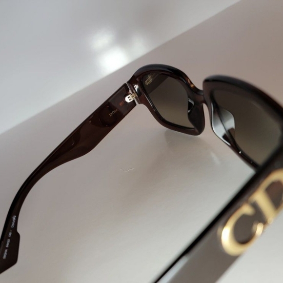 Christian Dior Sunglasses, Brown / Tortoise - Designer | Authenticity Guaranteed - Picture 4 of 12